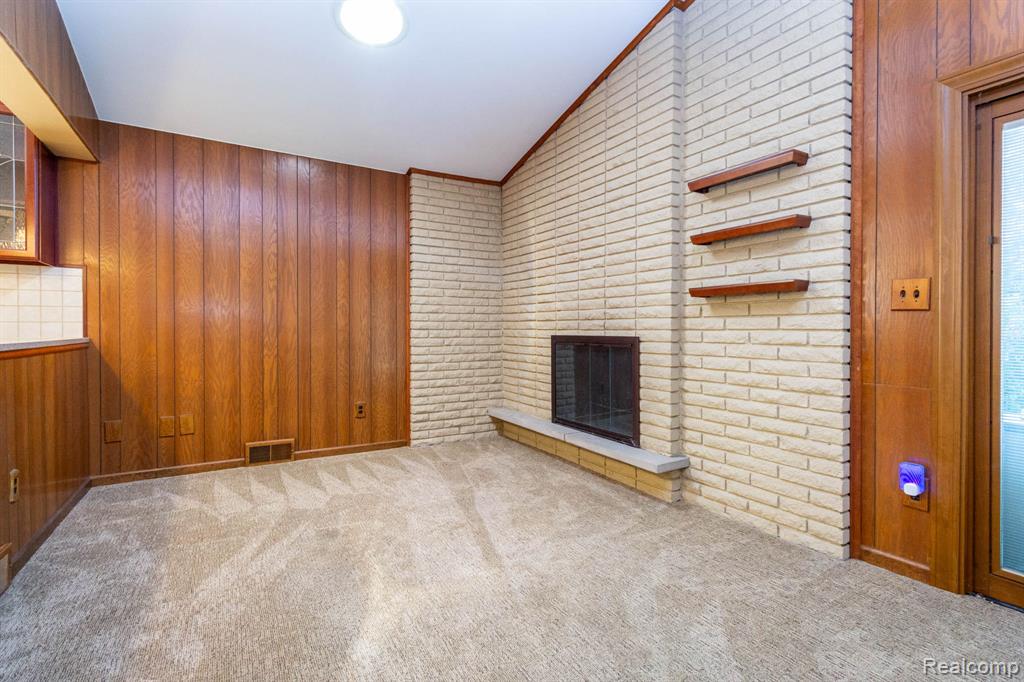 13332 Martin Road Property Photo 11