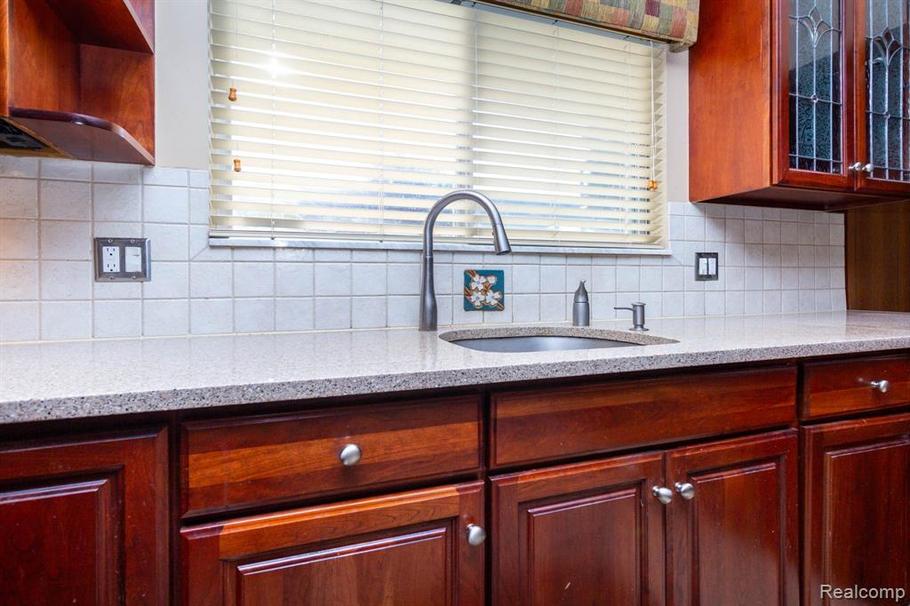 13332 Martin Road Property Photo 18