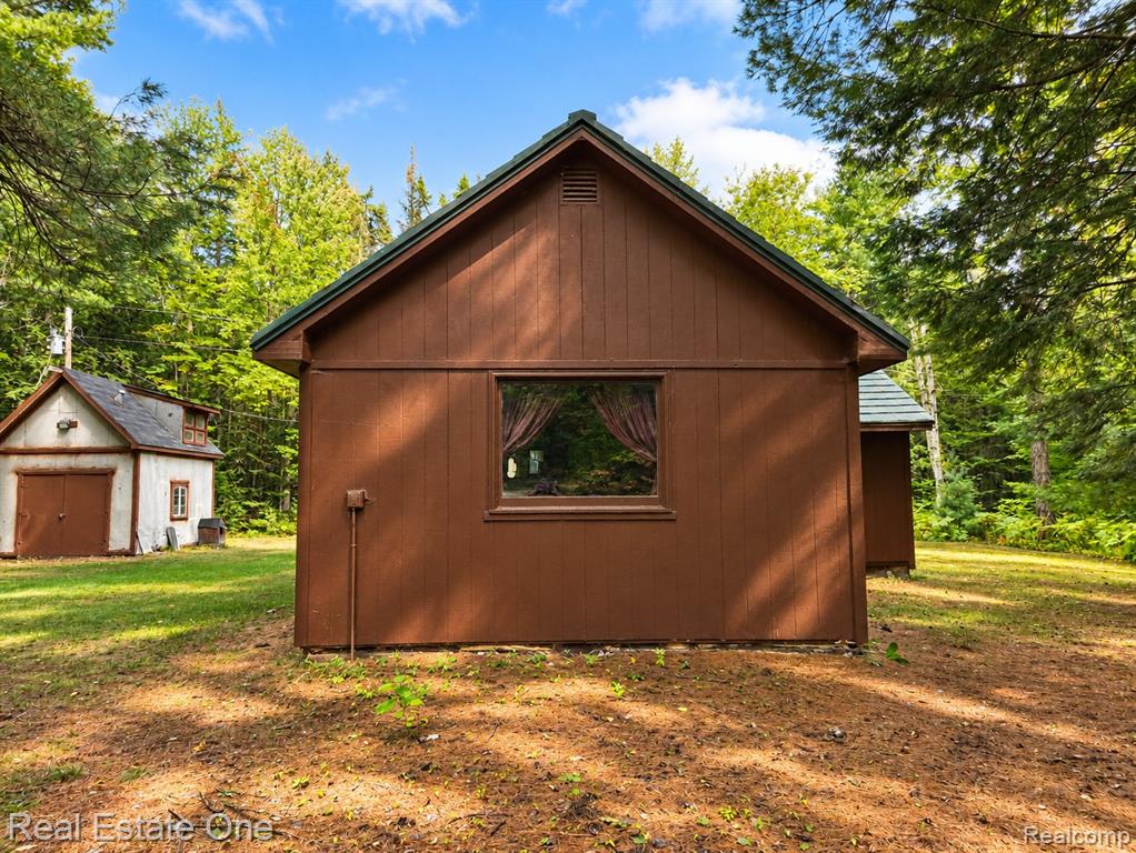 11557 Sullivan Creek Trail Property Photo 7