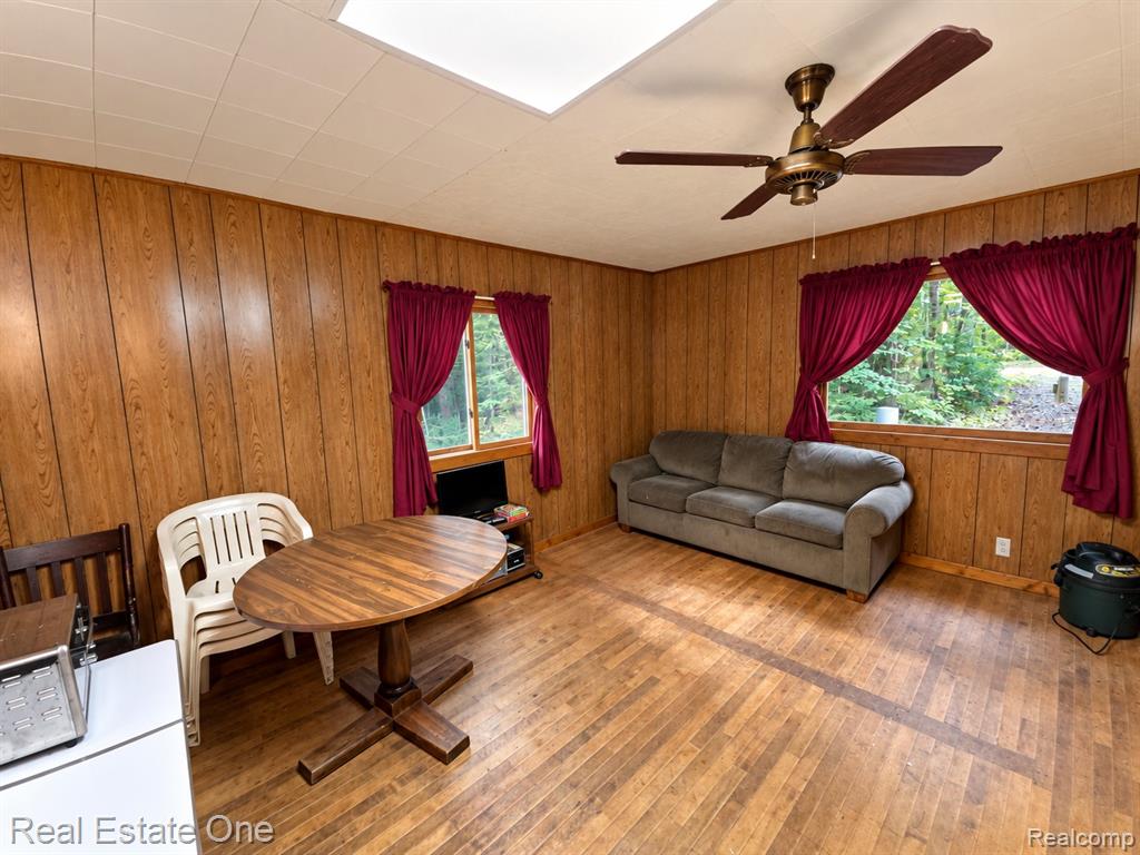 11557 Sullivan Creek Trail Property Photo 18