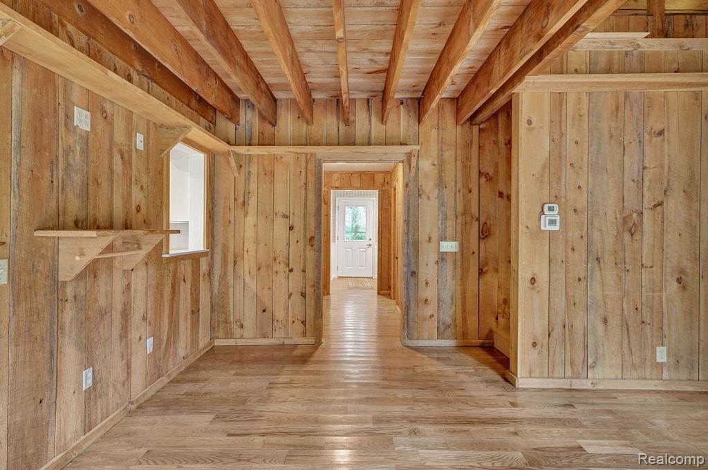 9670 S County Line Road Property Photo 37