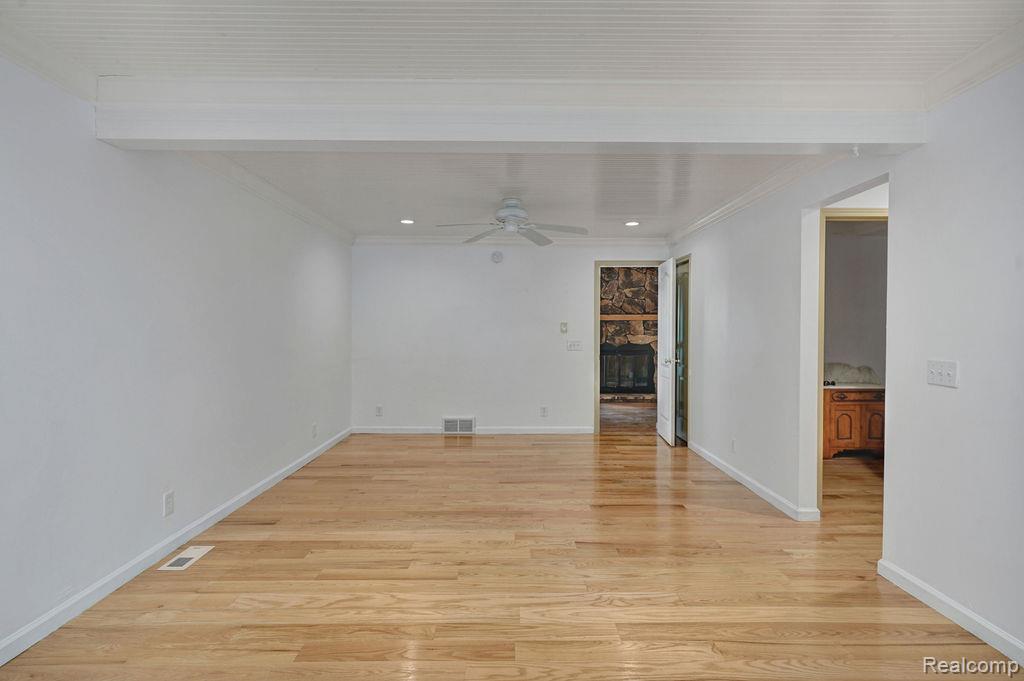 9670 S County Line Road Property Photo 42