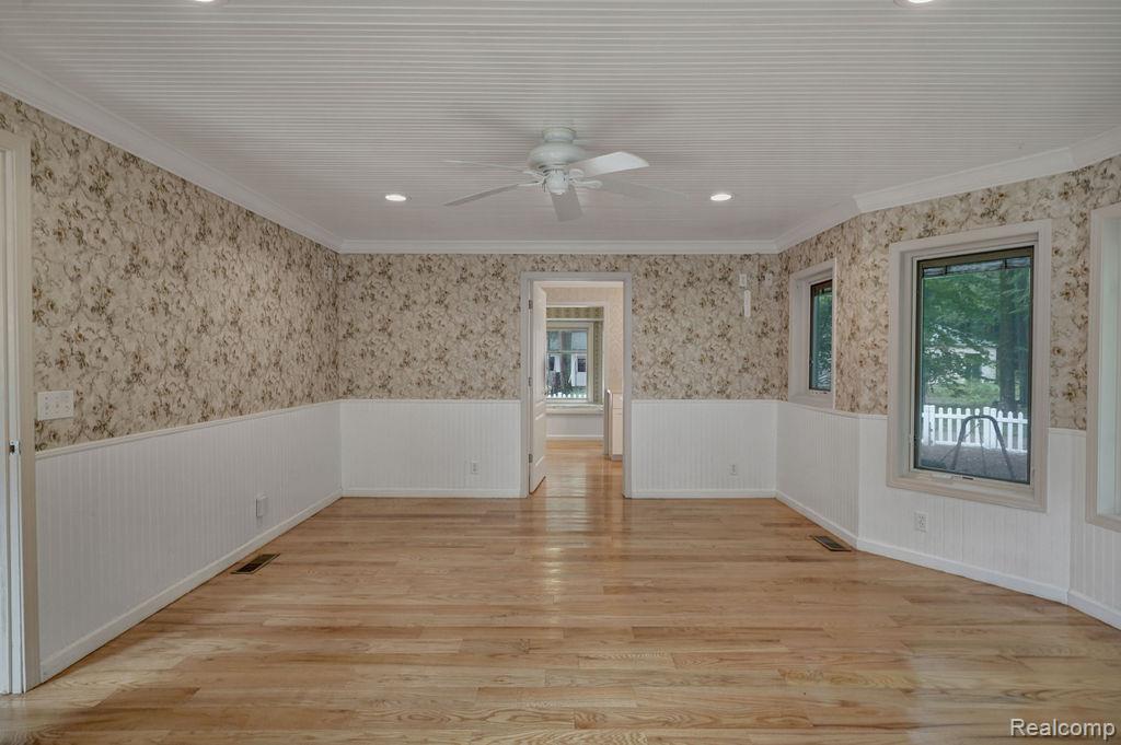 9670 S County Line Road Property Photo 45