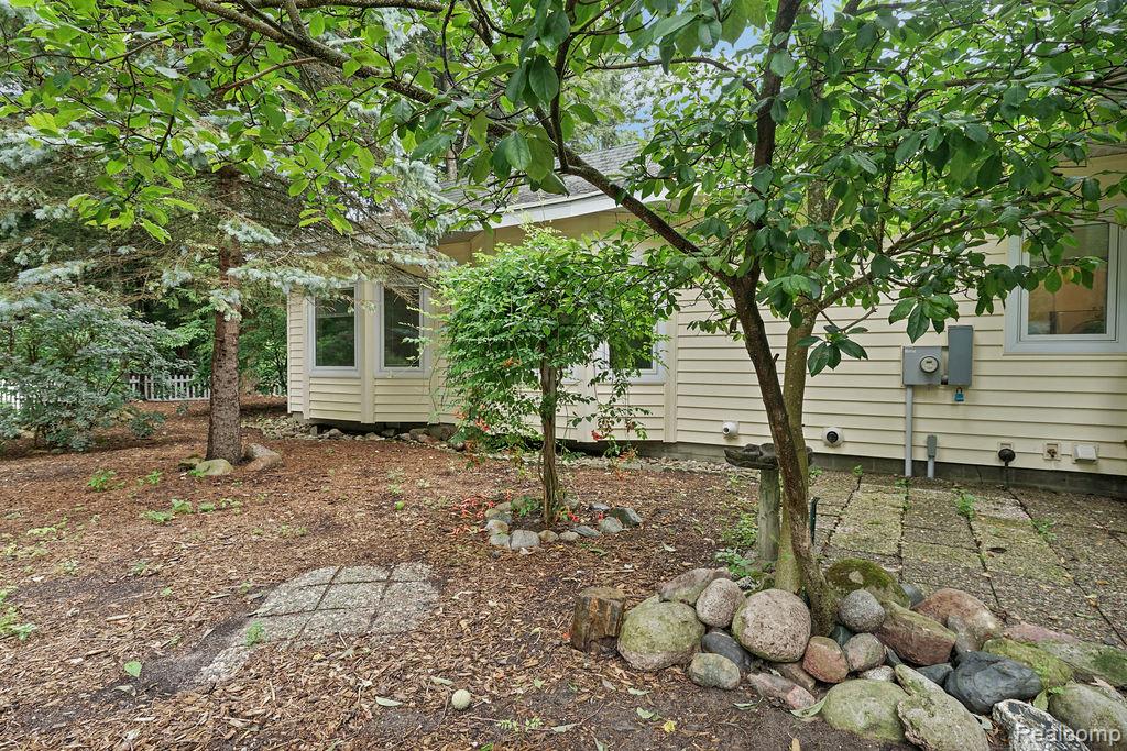 9670 S County Line Road Property Photo 70