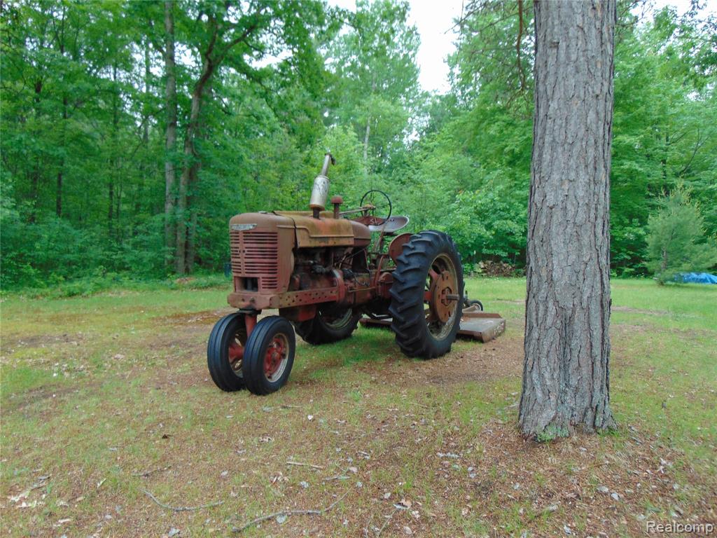 5055 Adams Road Property Photo 10