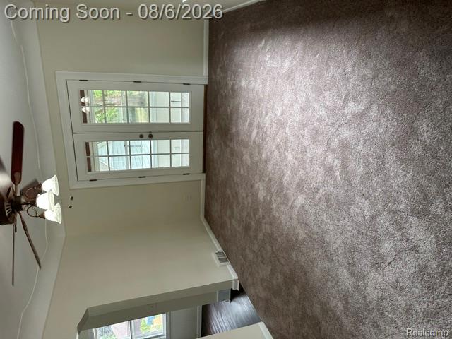 15346 Camden Avenue Property Photo 8