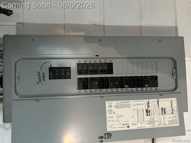 15346 Camden Avenue Property Photo 10