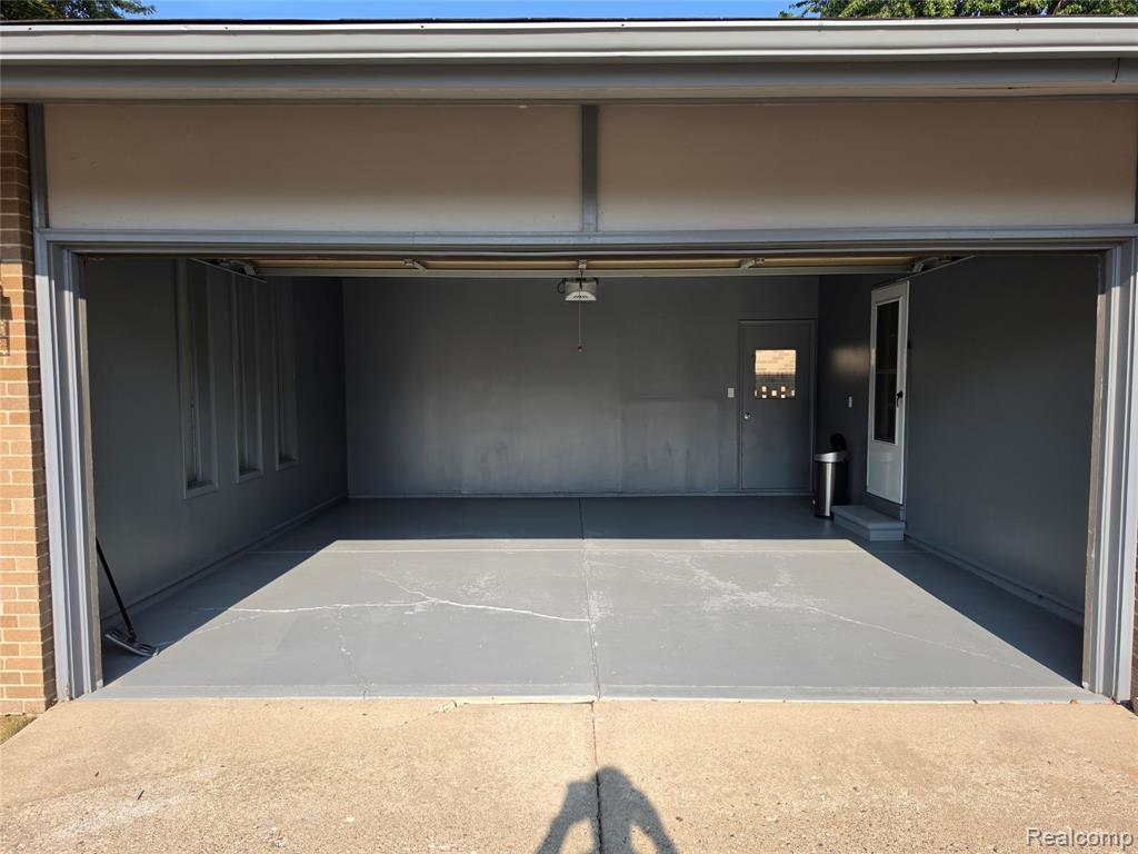 3710 Worchester Drive Property Photo 4