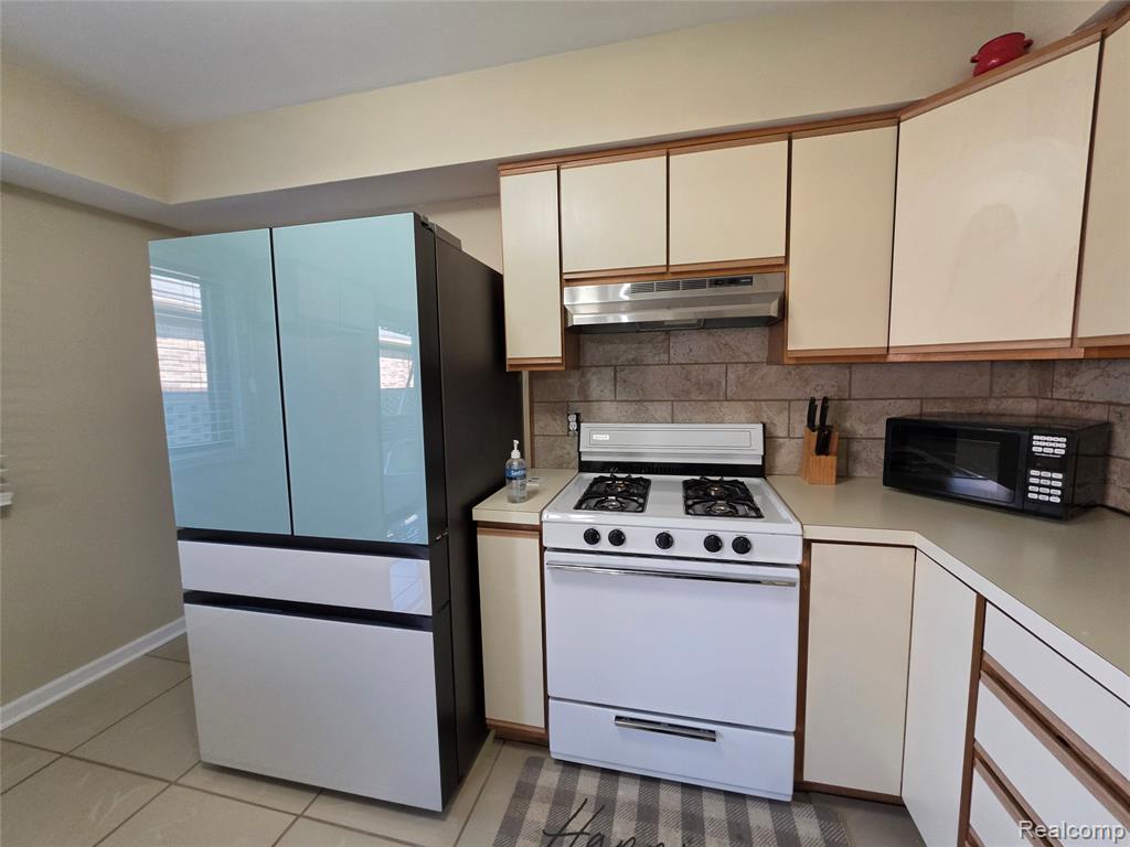 3710 Worchester Drive Property Photo 14
