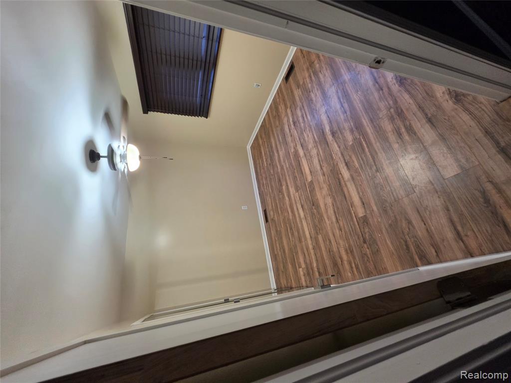 3710 Worchester Drive Property Photo 16