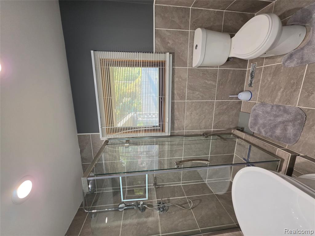 3710 Worchester Drive Property Photo 21
