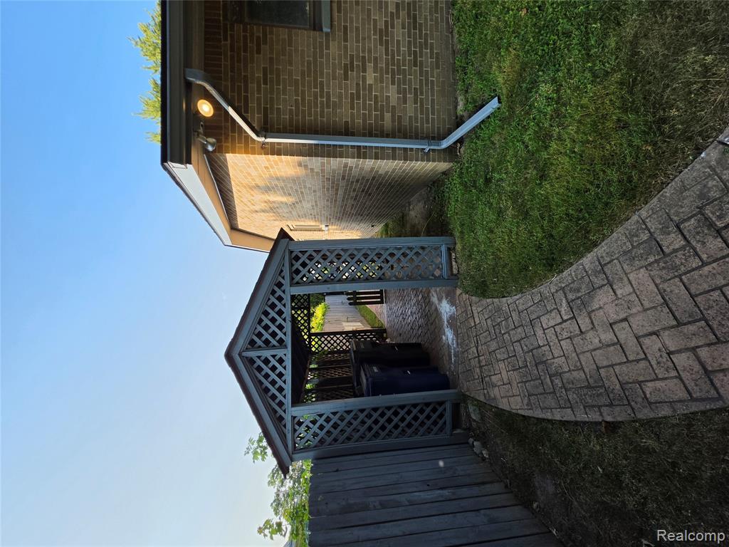 3710 Worchester Drive Property Photo 33