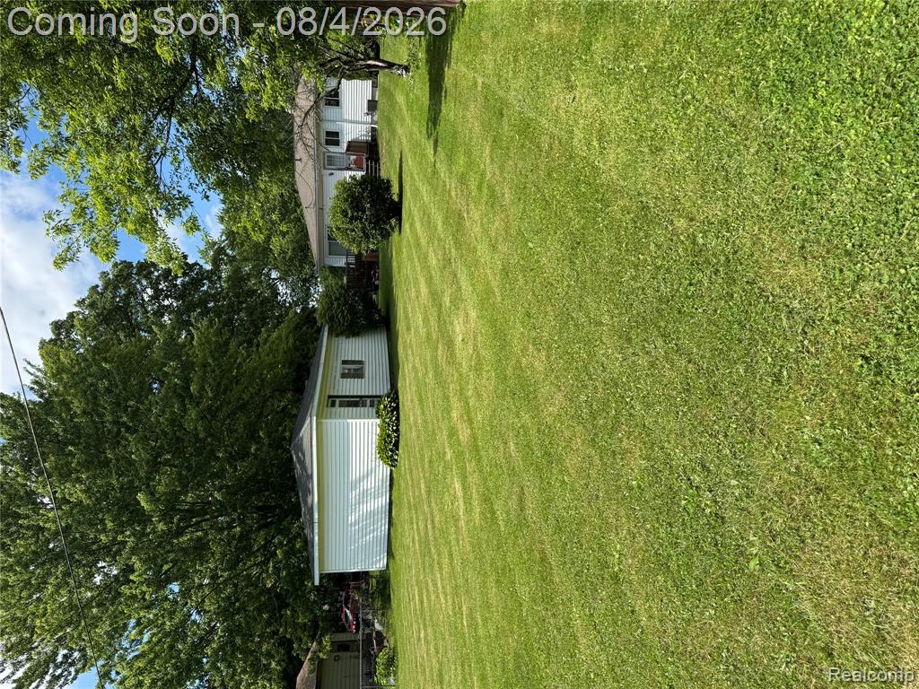 1285 W Oregon Street Property Photo 4
