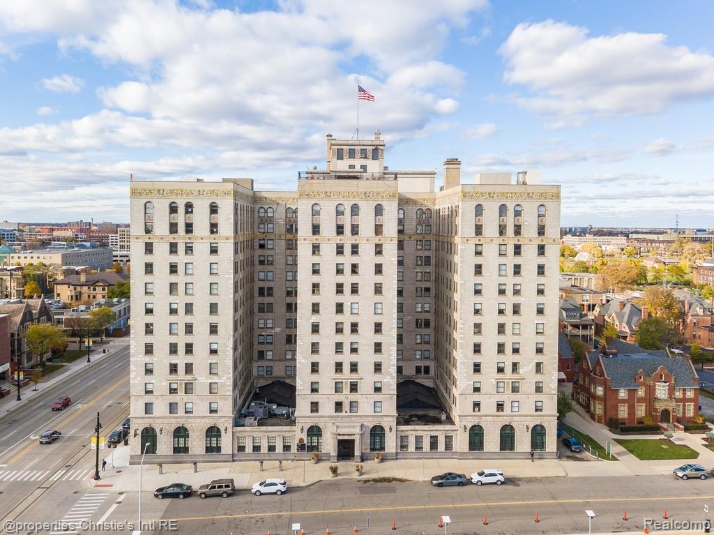 15 E Kirby Street