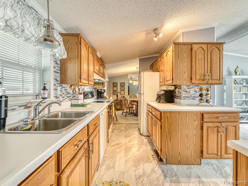 601 Rio Grande Drive Property Photo 3