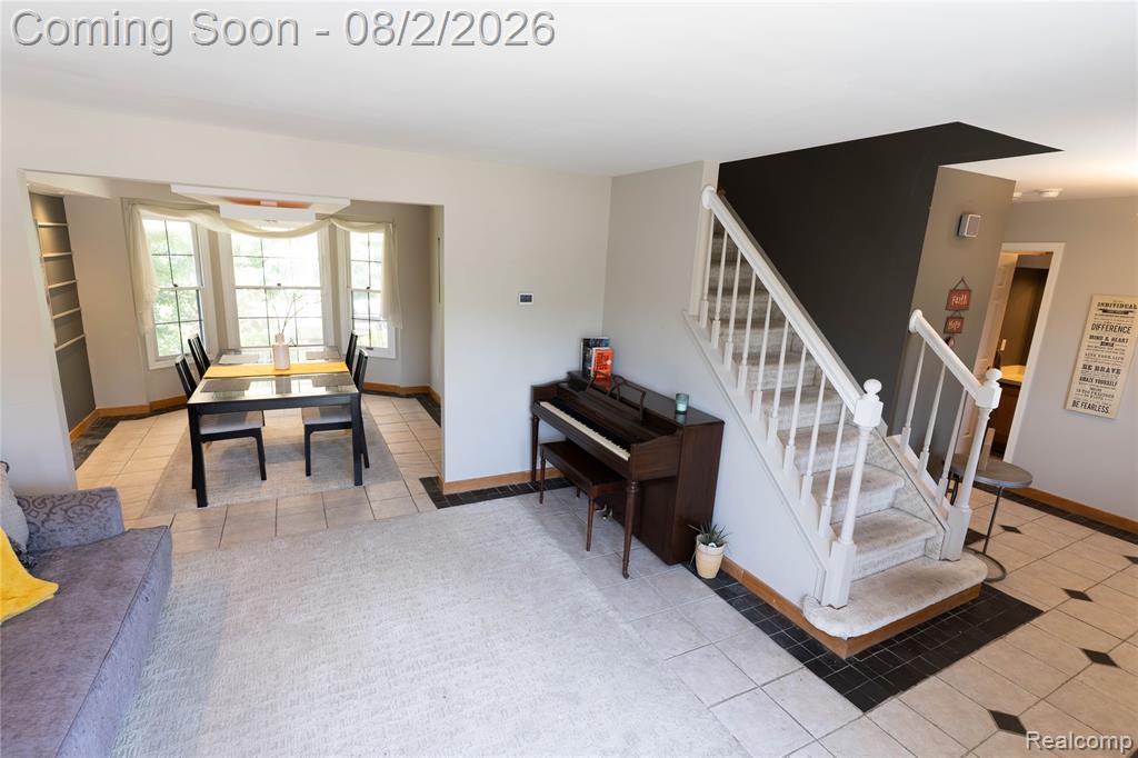 649 Bedford Drive Property Photo 4