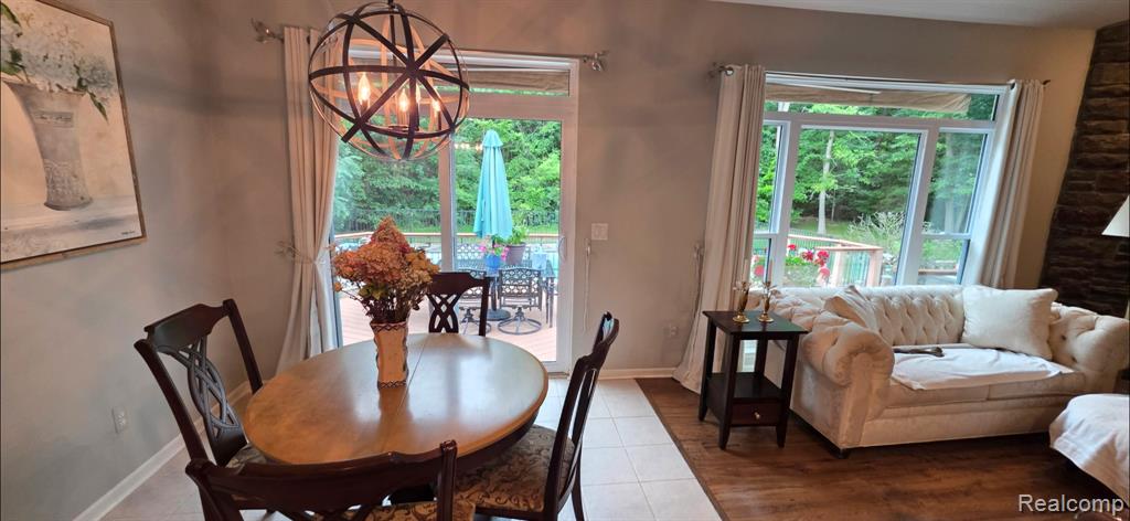 5818 Pine Trace Court Property Photo 8
