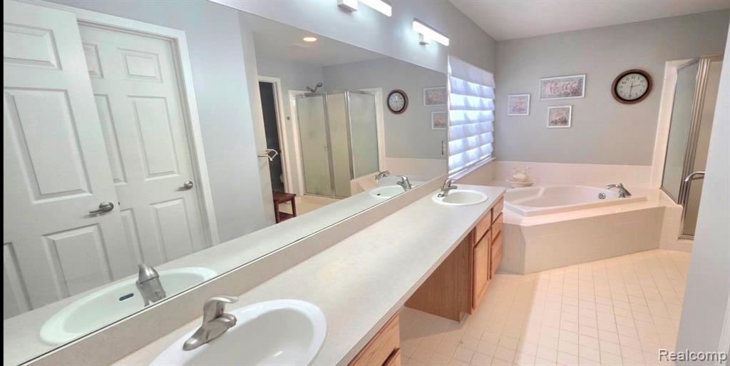 5818 Pine Trace Court Property Photo 18
