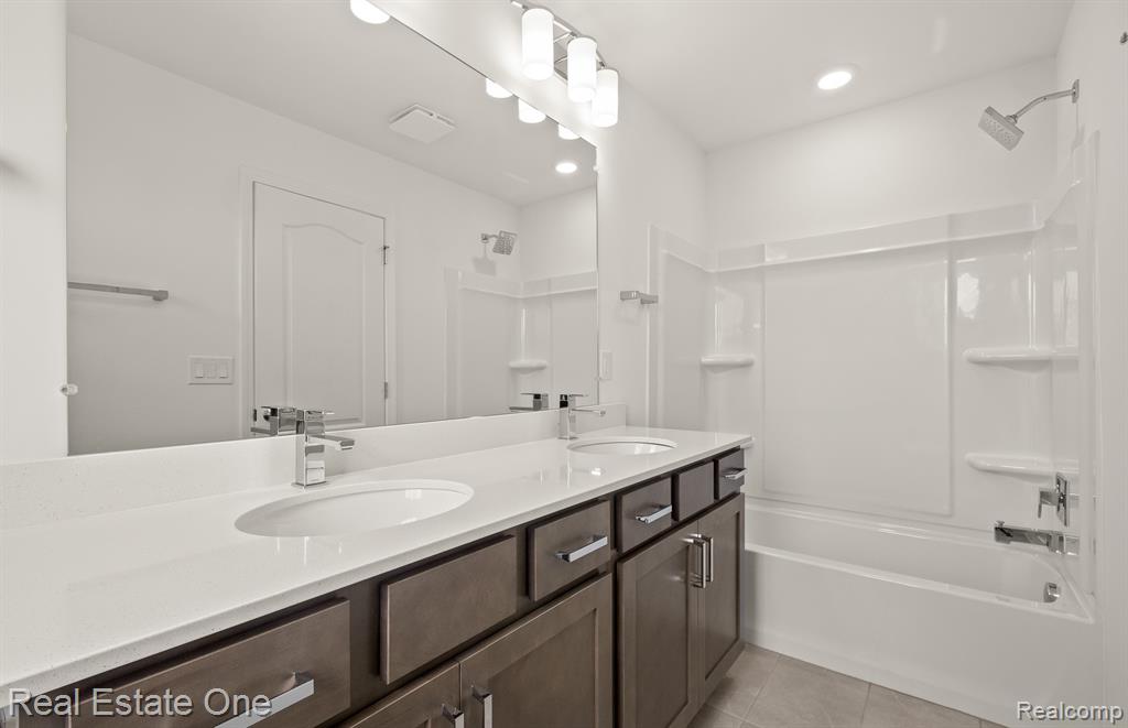 309 N Sydney Court Property Photo 15