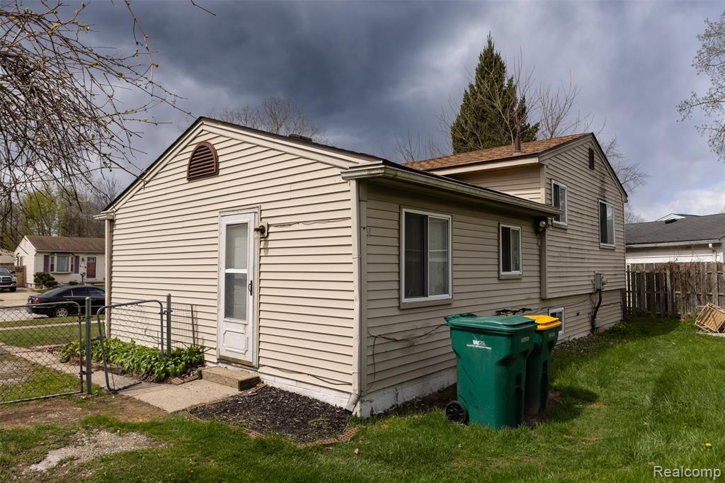 15167 Meadow Street Property Photo 4