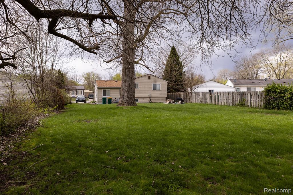 15167 Meadow Street Property Photo 19