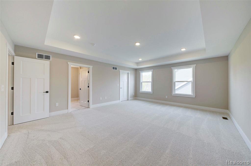 664 Round Rock Property Photo 14