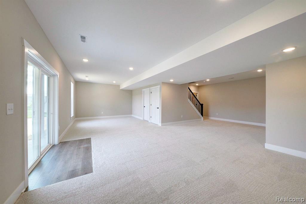 664 Round Rock Property Photo 22