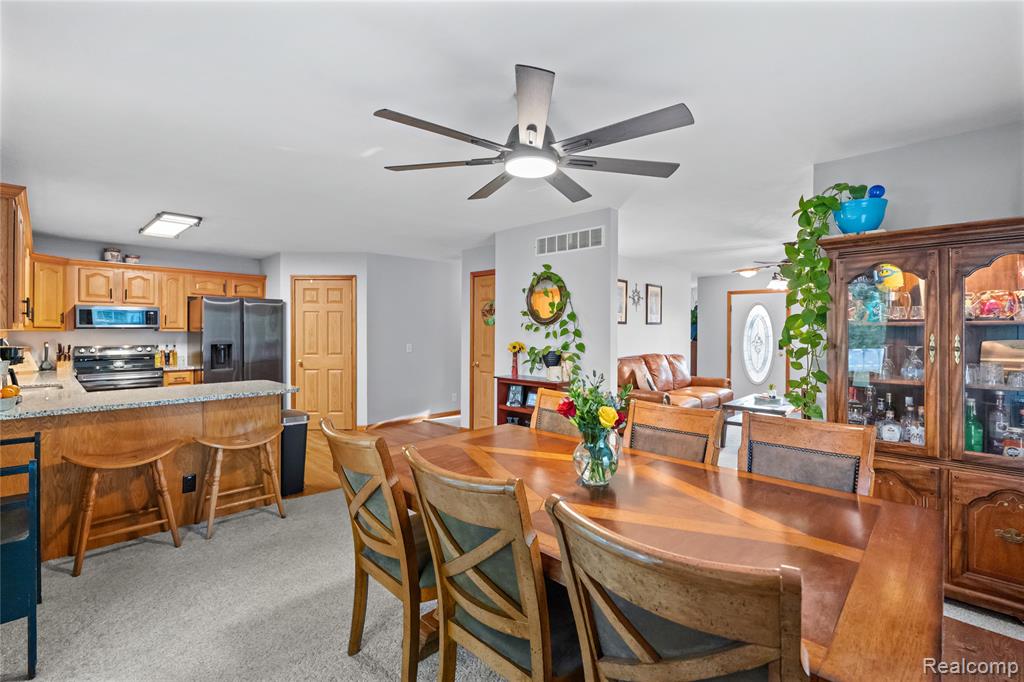 5096 N Irish Road Property Photo 15