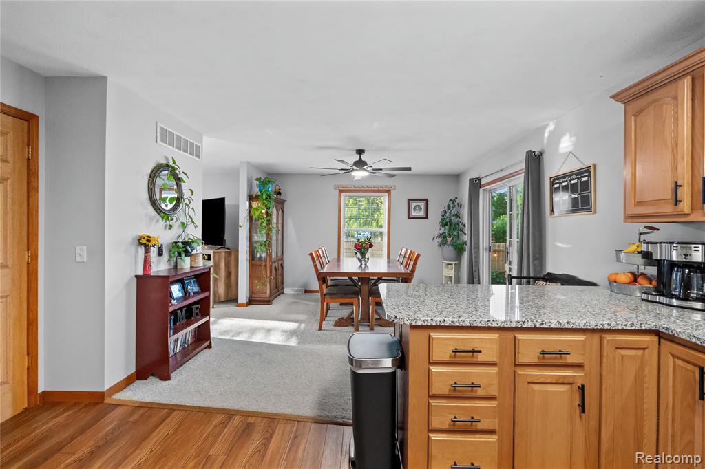 5096 N Irish Road Property Photo 16