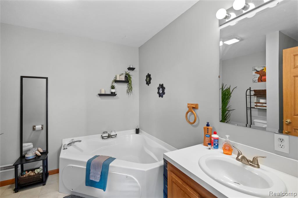 5096 N Irish Road Property Photo 29