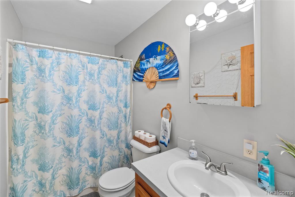 5096 N Irish Road Property Photo 37