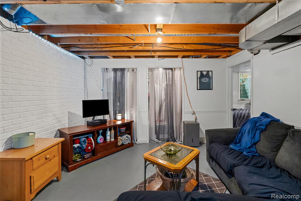 5096 N Irish Road Property Photo 44