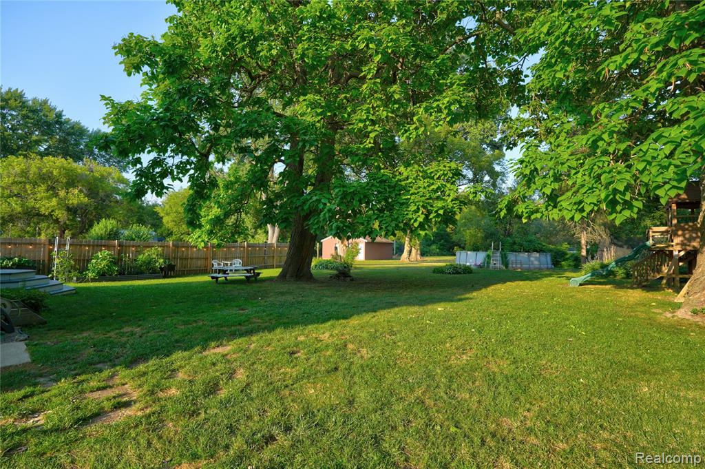 5096 N Irish Road Property Photo 49