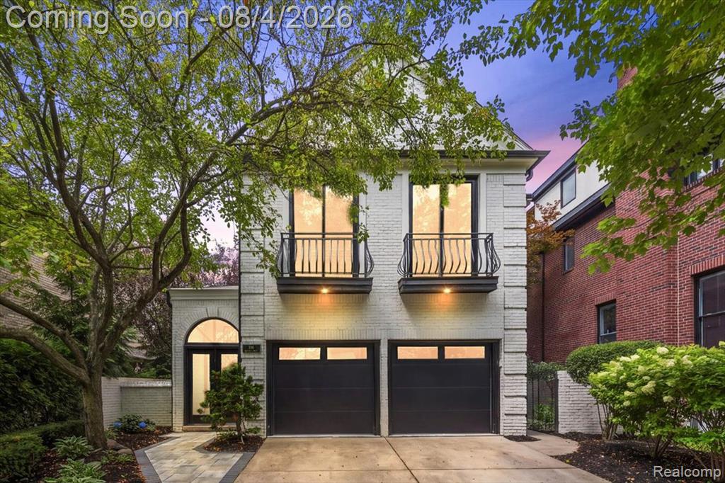 596 Henrietta Street Property Photo 1