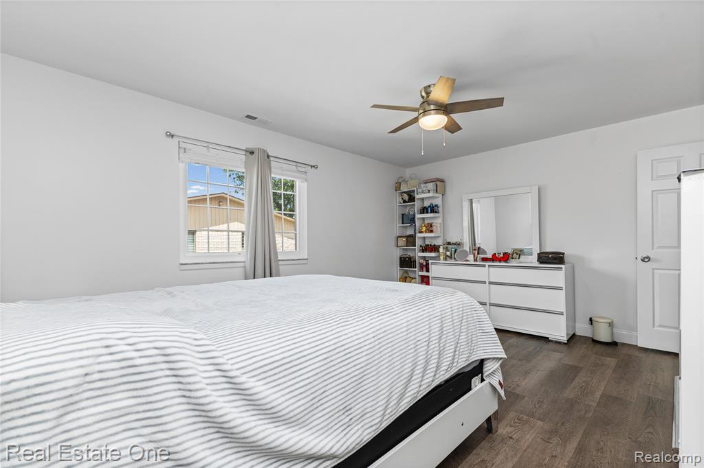 13936 Harrington Drive Property Photo 23