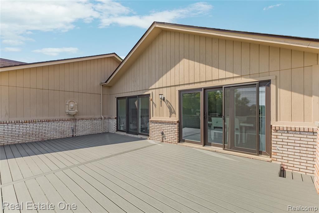 13936 Harrington Drive Property Photo 27