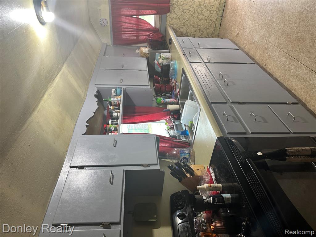 5400 W Sanilac Road Property Photo 2