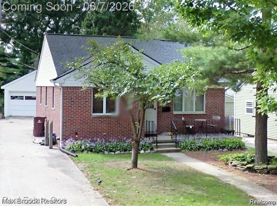 1610 SOUTH Boulevard Property Photo 1