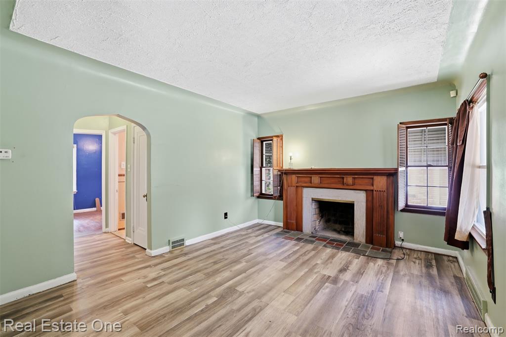 11321 Terry Street Property Photo 4