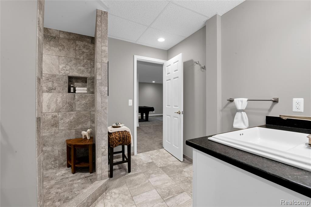 4404 Navin Field Lane Property Photo 40
