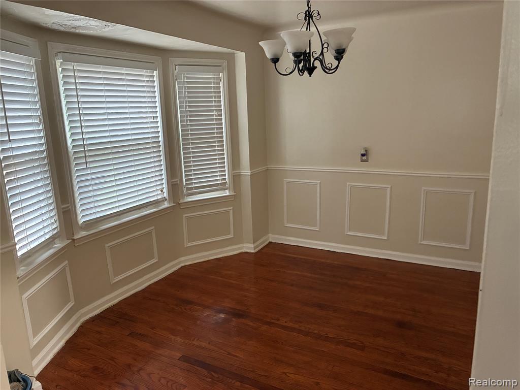 2069 Ewald Circle Property Photo 10