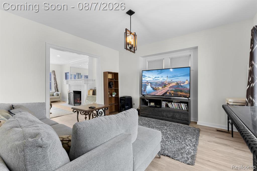 1936 Atkinson Street Property Photo 41