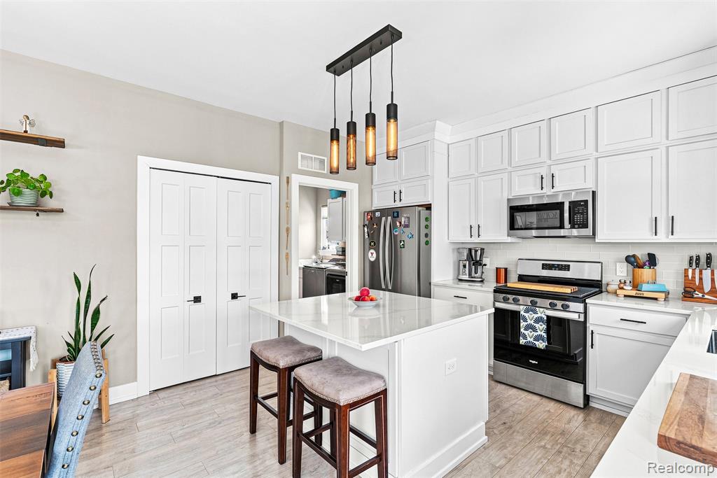 5113 Westminster Drive Property Photo 17