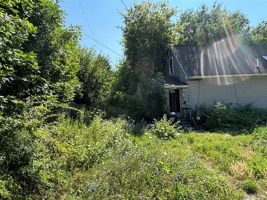 16211 Manning Street Property Photo 5