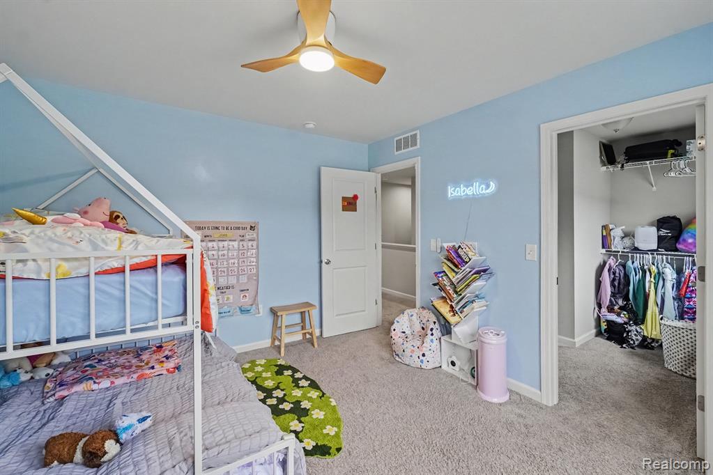 9324 Pine Walk Pass Property Photo 13