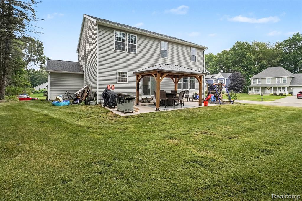 9324 Pine Walk Pass Property Photo 24