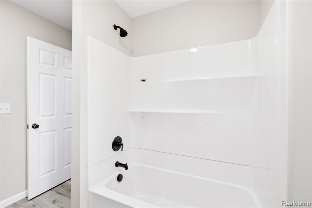 1047 39th Street Property Photo 15