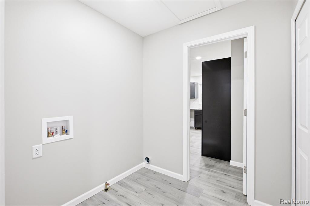 1047 39th Street Property Photo 20