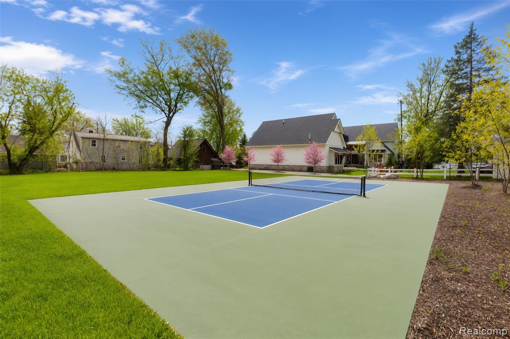 12530 Woodhull Landing Property Photo 4