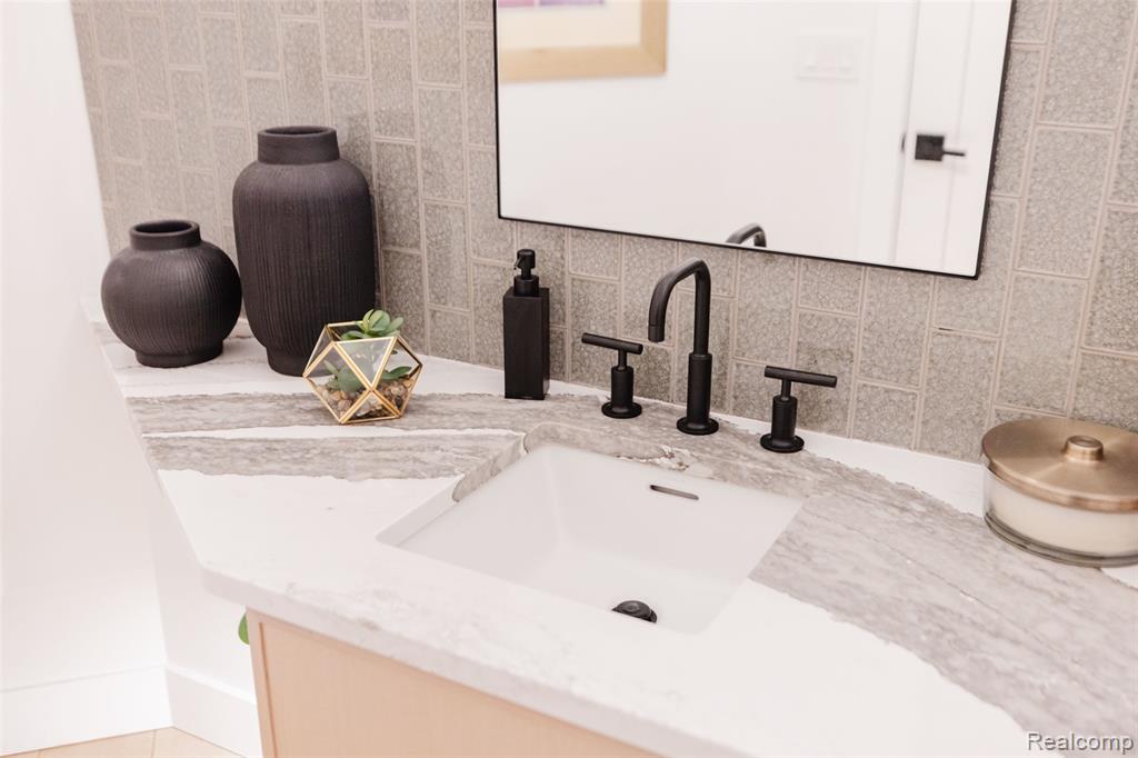 12530 Woodhull Landing Property Photo 31